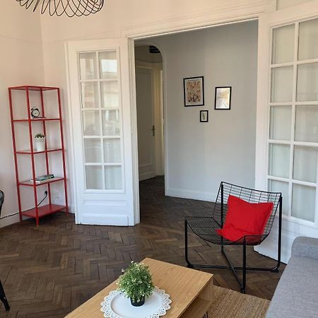 Appartement 2 Chambres Avec Parking, Proche Metro Lille Exterior photo
